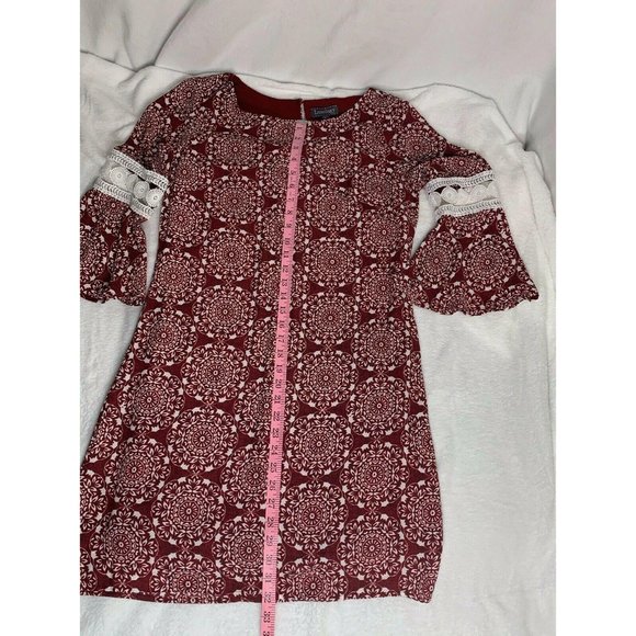 Luxology Dress SM red floral print laser cut lace - Picture 5 of 7